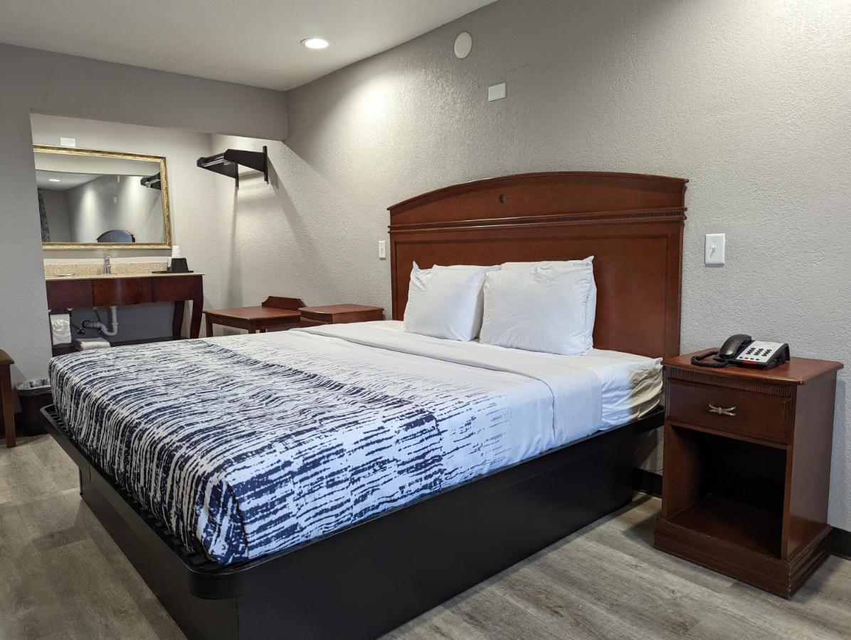 Okc Hotel Oklahoma City Exterior photo